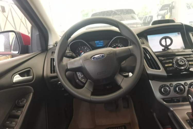 Used Ford Focus 2012 Hatchback 1.6L Automatic Comfort Model
