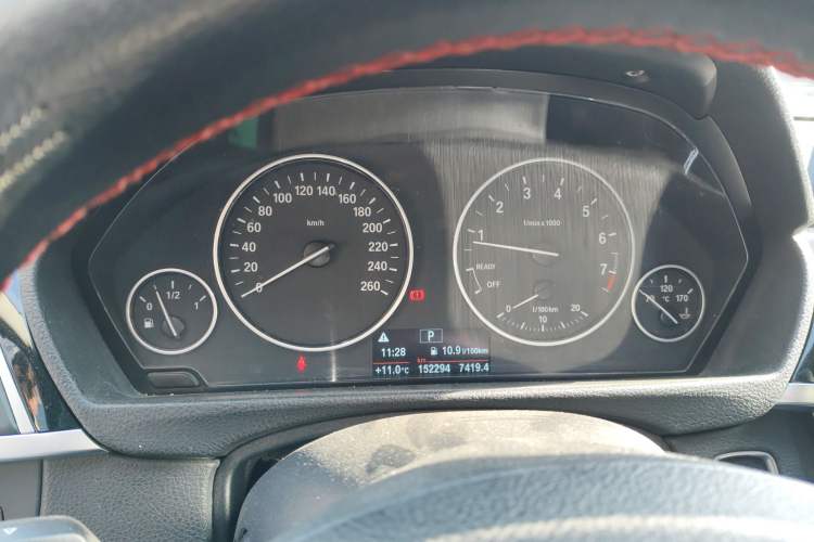 Used BMW 3 Series 2016 316i Fashion Model
