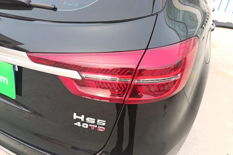 Used Hongqi HS5 2022 Revised Version 2.0T Smart Connect Flagship Edition
