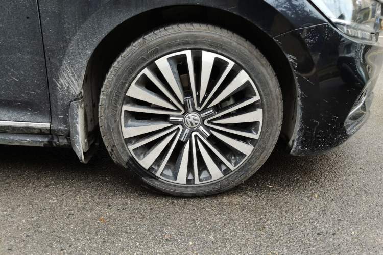 Used Volkswagen Passat 2020 330TSI Luxury Edition China VI
