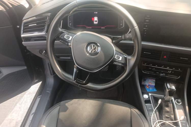 Used Volkswagen Sagitar 2021 280TSI DSG Luxury Smart Connectivity Edition
