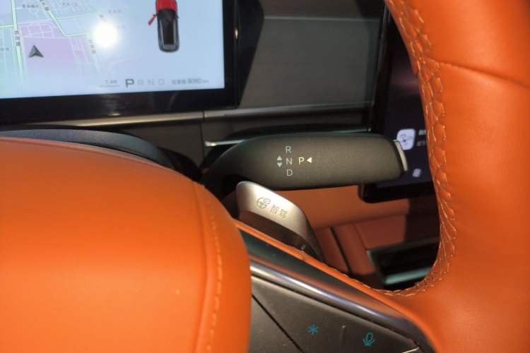 Used BYD Tang L 2025 DM 175KM Drone Player Edition