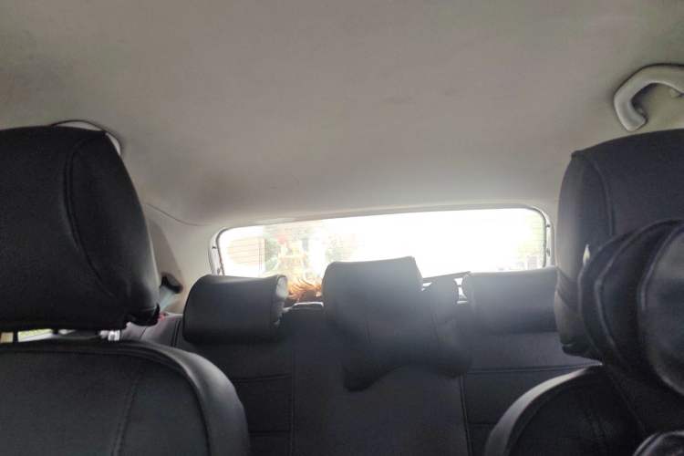 Used Volkswagen Polo 2014 1.4L Manual Fashion Edition Headliner