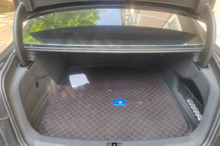 Used Audi A6L 2018 30th Anniversary Edition 45 TFSI quattro Sport model
