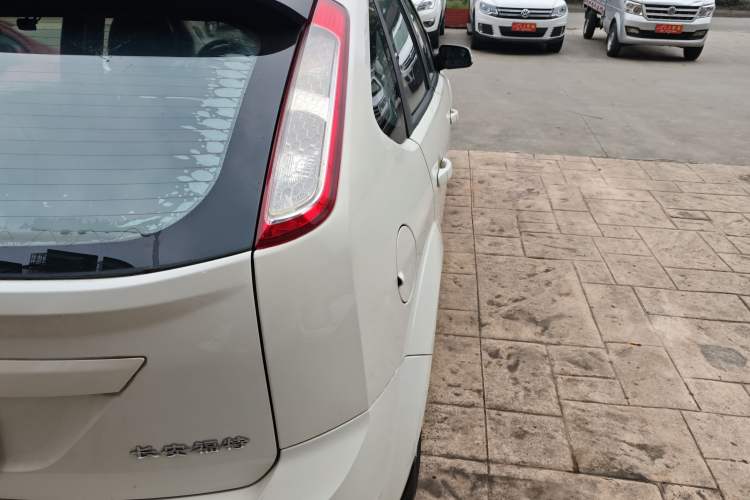 Used Ford Focus 2013 Hatchback Classic 1.8L Automatic Base Model
