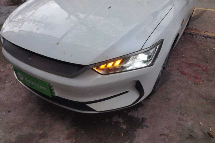 Used BYD Qin PLUS 2021 EV 500KM Luxury Model
