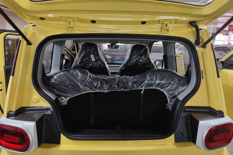 Used Wuling Hongguang MINIEV 2024 3rd Generation 215km Youth Edition