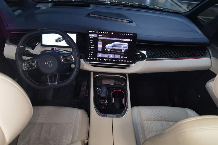 Used Zeekr 009 2024 7-Seater Aisle Version 108 kWh Center Console