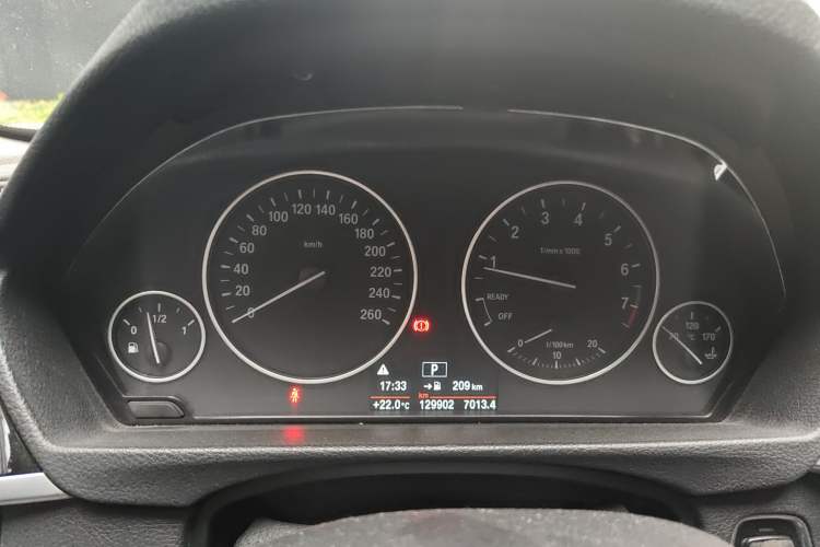 Used BMW 3 Series 2016 320Li Fashion Model
