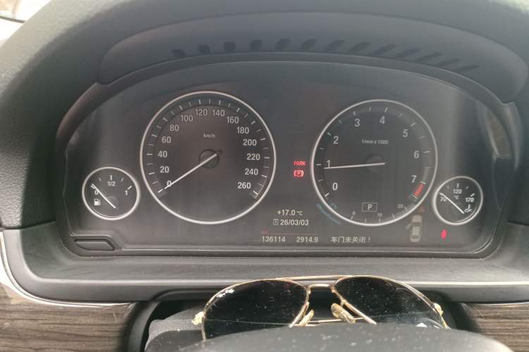 Used BMW 5 Series 2014 525Li Luxury Design Package
