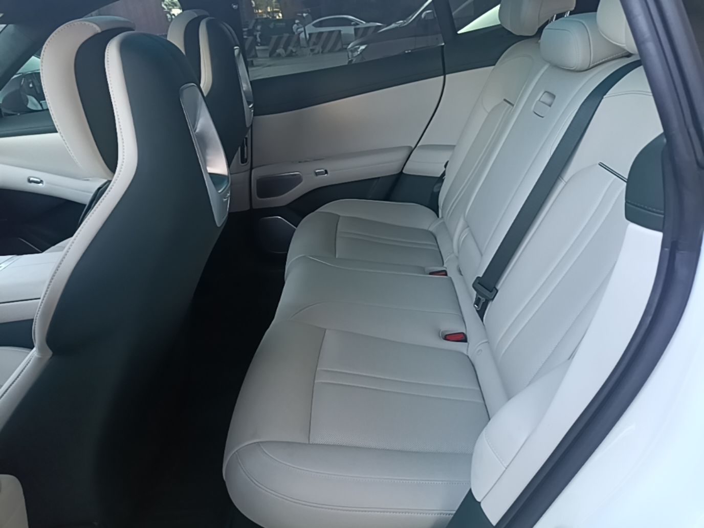Xiaomi Auto YU7 2025 Ultra-Long Range High-Performance All-Wheel-Drive Max Edition — снимка 20