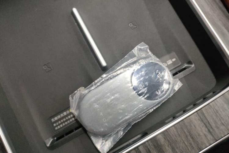 Used Hima AITO M9 2025 Extended-Range Max Version 52 kWh 5-Seater Edition