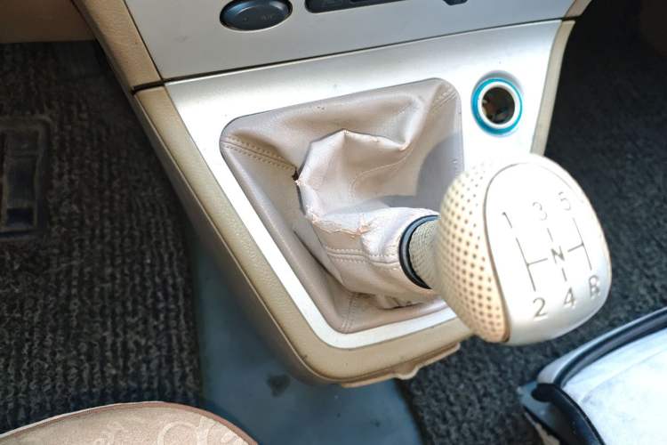 Used Karry Youya 2 2013 1.5L Comfort Model