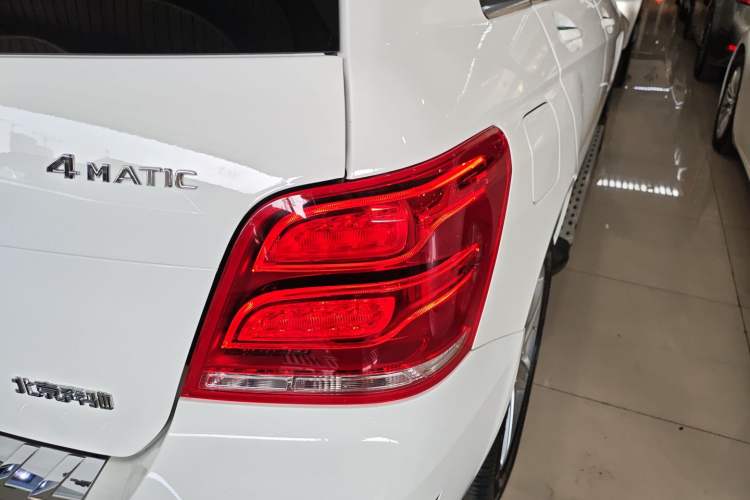 Used Mercedes-Benz GLK-Class 2015 GLK 300 4MATIC Luxury Ultimate Edition