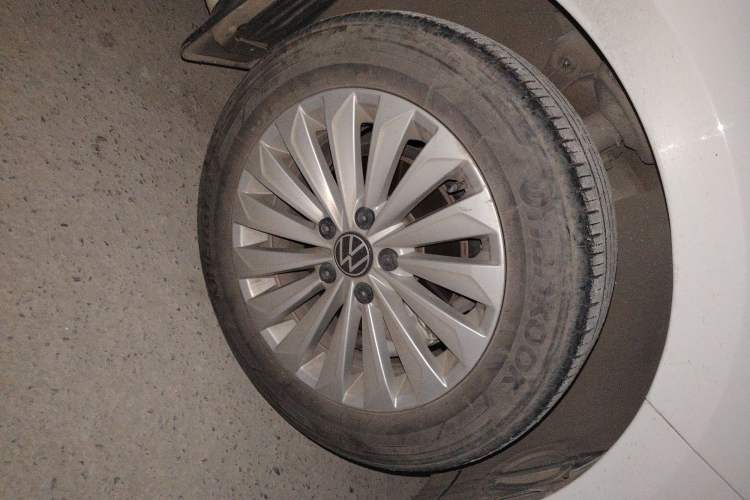 Used Volkswagen Lavida 2021 1.5L Automatic Comfort Edition
