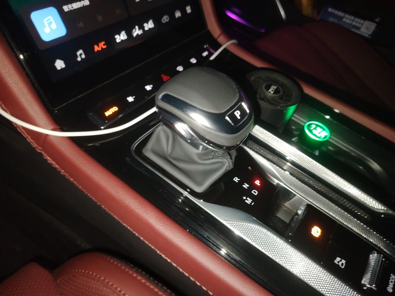 Hongqi H5 2024 2.0T Automatic Smart Connect Flagship Edition - Chinese Trim Chang — снимка 14