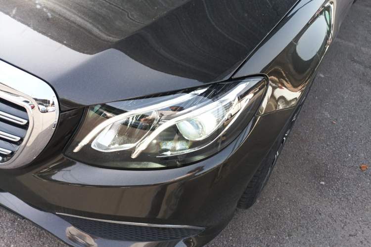 Used Mercedes-Benz E-Class 2018 Facelift E 200 L Sport 4MATIC