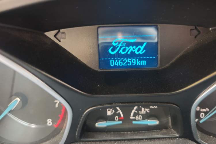 Used Ford Focus 2015 Sedan 1.6L Automatic Trend Model Odometer Close Up