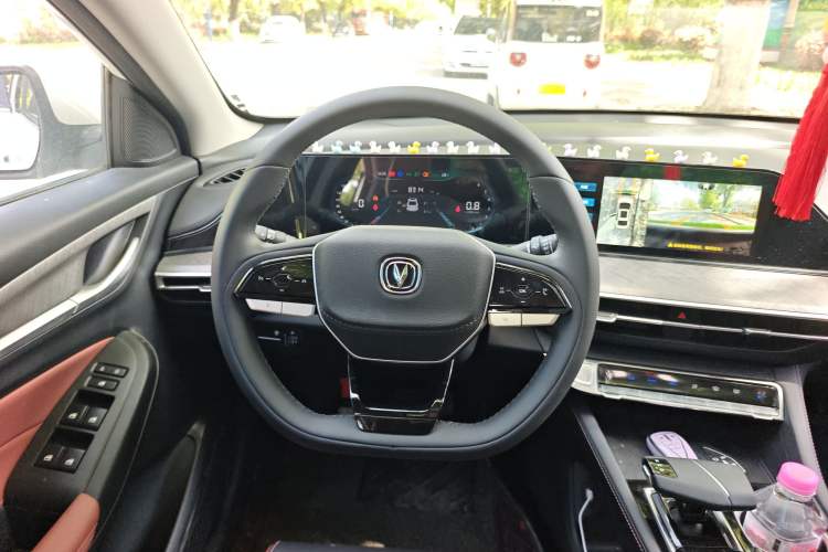 Used CHANGAN Eado 2022 PLUS Blue Whale NE 1.4T GDI DCT Prestige Edition Steering Wheel