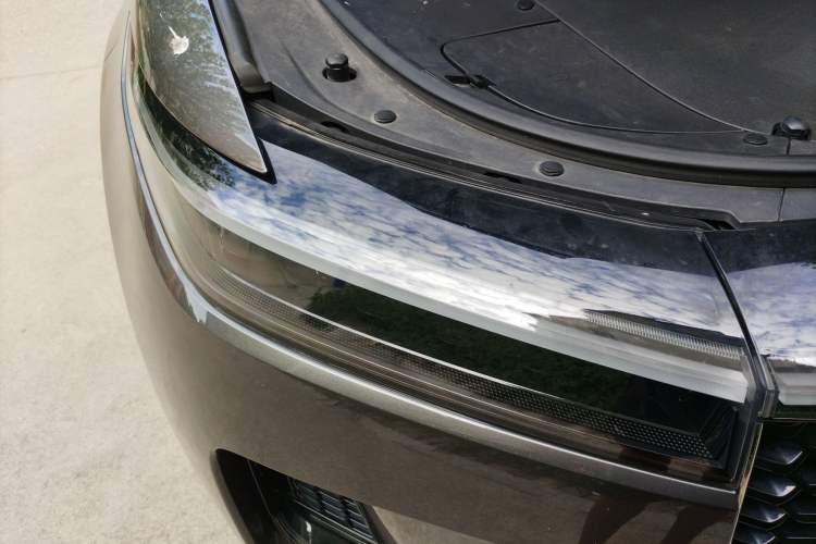 Used Li Auto ONE 2021 Extended-Range 6-Seater Version Right Front Headlight