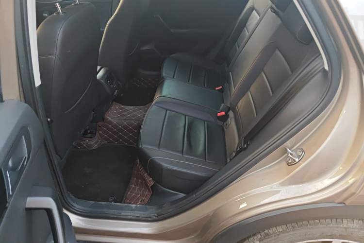 Used Volkswagen T-ROC 2018 280TSI DSG Two-Wheel-Drive Comfort Version China V Standard