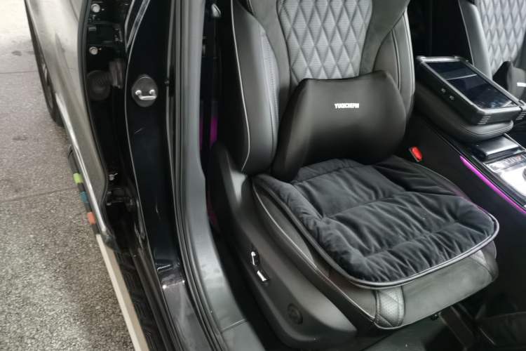 Used Hongqi HS5 2019 2.0T Smart Connect Flagship Edition