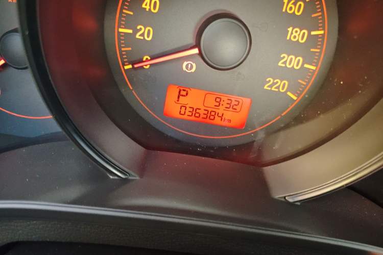 Used Honda Fit 2014 1.5L LX CVT Comfort Model