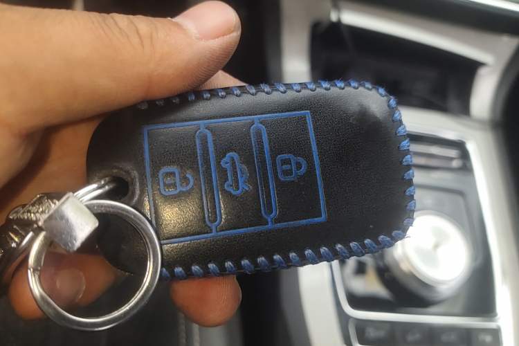 Used Roewe RX5 New Energy 2017 ERX5 EV400 Electric Internet Supreme Edition Vehicle Key