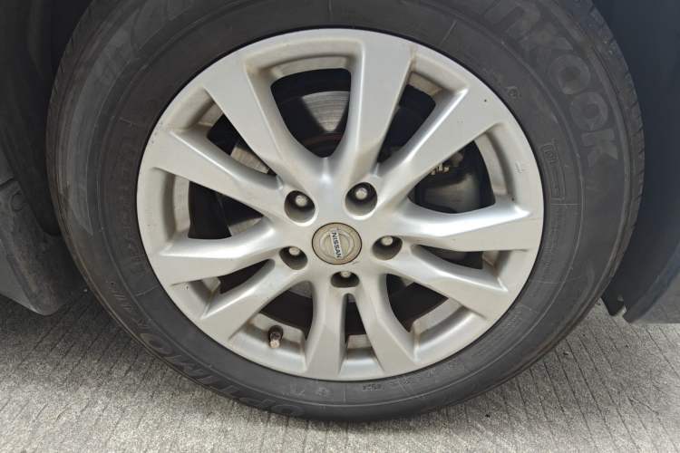 Used Nissan Teana 2013 2.5L XL Leading Edition Right Front Wheel Hub