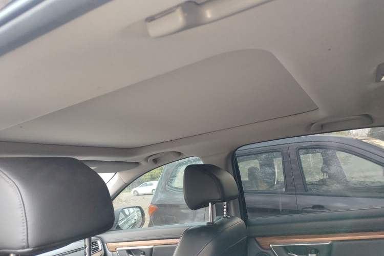 Used Honda CR-V 2021 240TURBO CVT 2WD Fashion Edition
