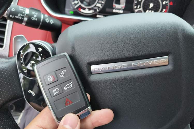 Used Land Rover Range Rover Sport 2021 3.0 L6 YAO Black Edition