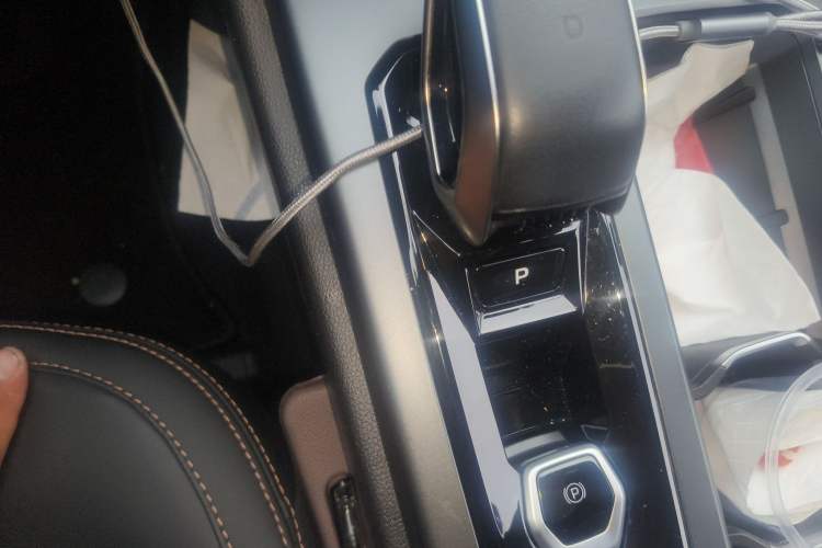 Used Geely Auto Haoyue L 2023 2.0T DCT Prestige Edition