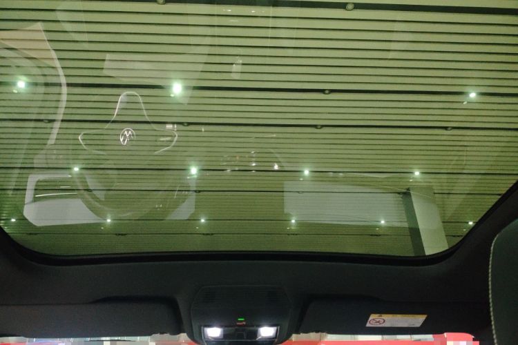 Used Volkswagen ID.4 X 2023 Ultra-Intelligent Long-Range Version Headliner