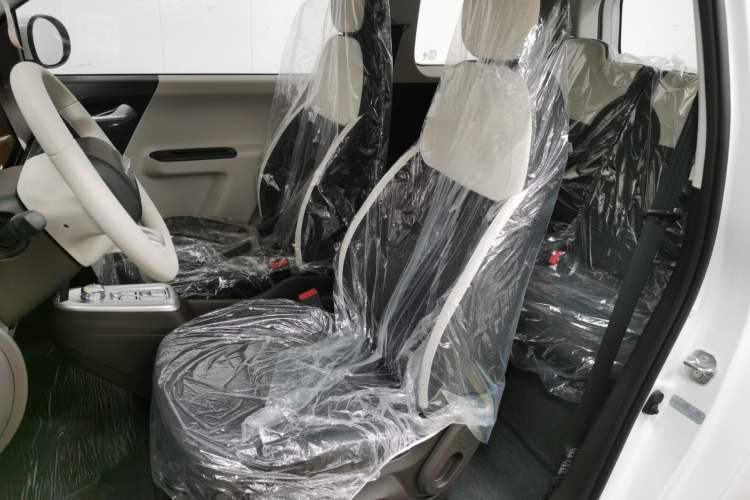 Used CHANGAN NEVO Lumin 2026 Model Treasure Edition 205km Passionate Beige Ningde
