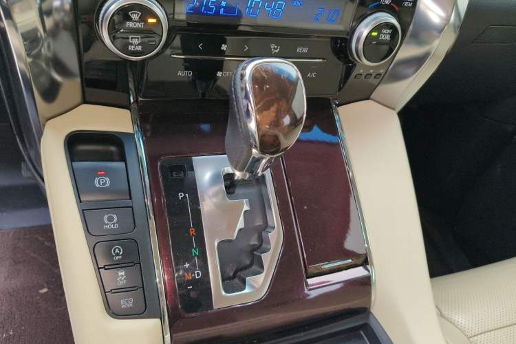 Used Toyota Alphard 2018 Revised Version 3.5L Luxury Edition Gear Lever