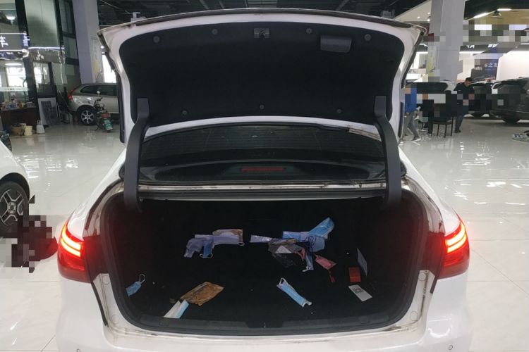 Used CHANGAN Ruicheng CC 2022 Blue Whale Edition 1.5T DCT Luxury Model Trunk