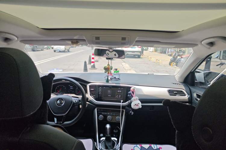 Used Volkswagen T-ROC 2022 280TSI DSG Two-Wheel Drive Elite PLUS Headliner