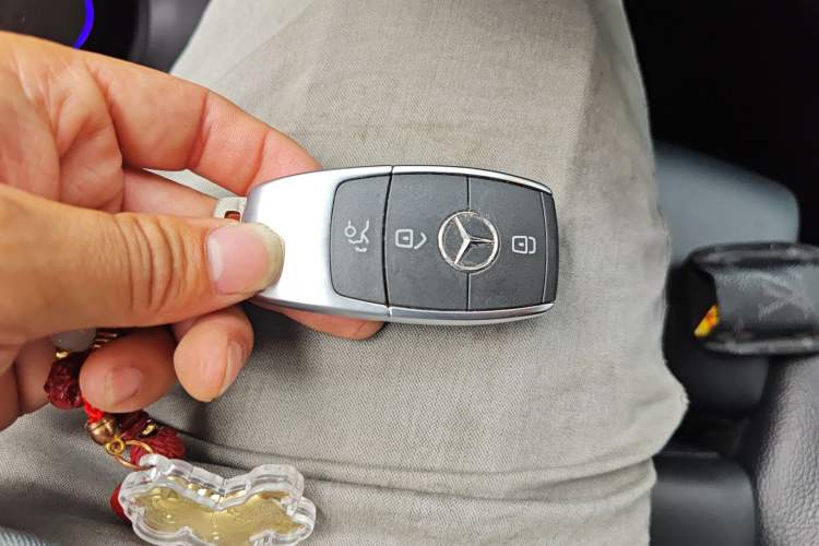 Used Mercedes-Benz GLB 2020 Facelift GLB 200 Fashion Edition Vehicle Key