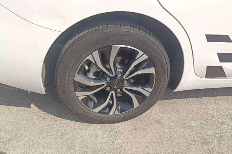 Used Chevrolet Monza 2019 RS 330T Automatic Comfort Edition China VI Standard
