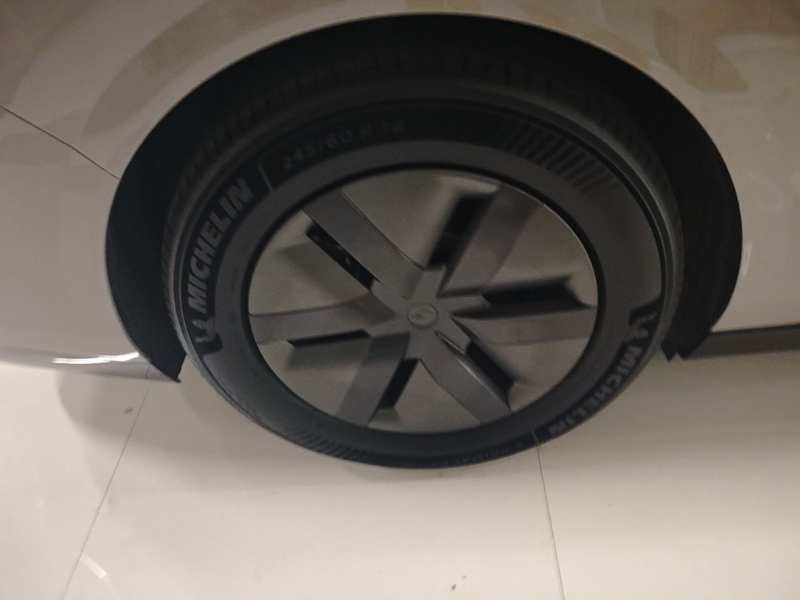 Used Li Auto MEGA 2025 Ultra Smart Refreshed Edition — 25