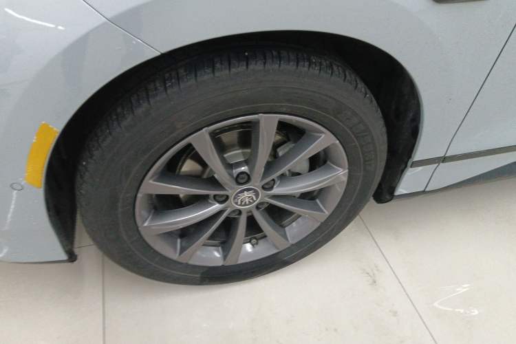 Used BYD Qin L 2025 EV 470KM Leading Edition Exterior 4