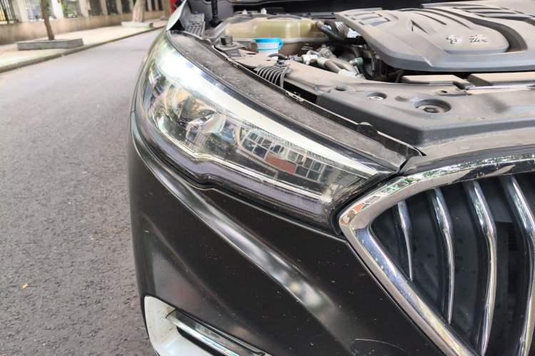 Used Hongqi H5 2022 Classic Model Facelift 1.8T Automatic Smart Connect Flagship Edition
