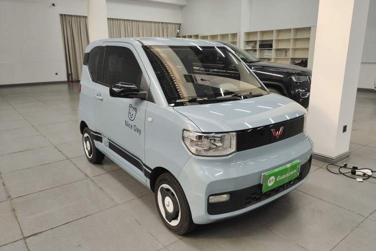 Used Wuling Hongguang MINIEV 2022 Easy Version Lithium Iron Phosphate
