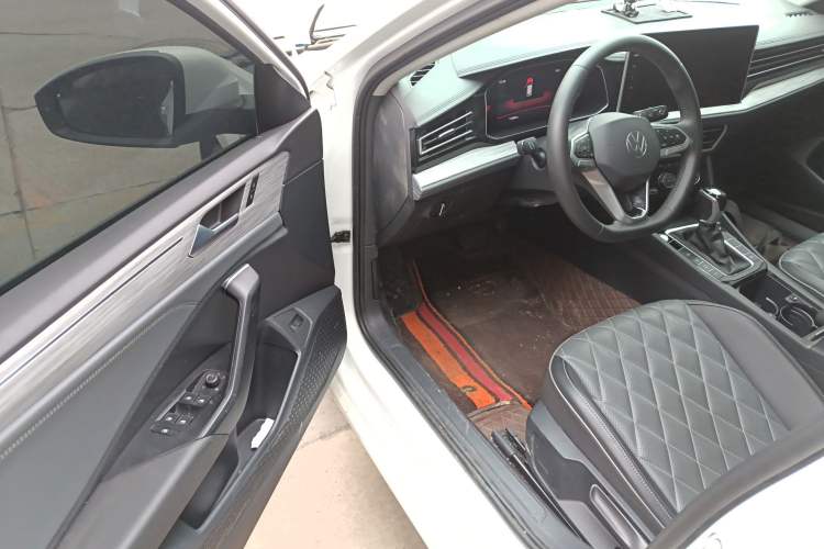 Used Volkswagen Sagitar 2023 300TSI DSG Excellence Edition
