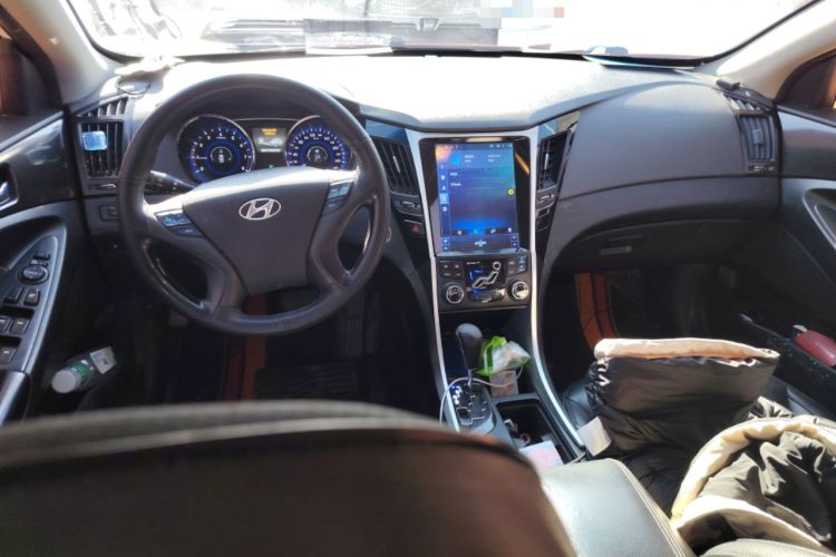 Used Hyundai Sonata 2013 2.4L Automatic Leading Edition China IV Standard