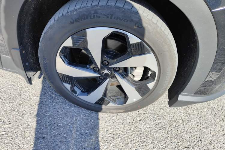 Used ARCFOX Alpha T5 2025 520 PRO