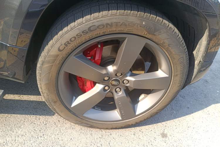 Used Land Rover Defender 2023 Facelift 110 5.0T V8