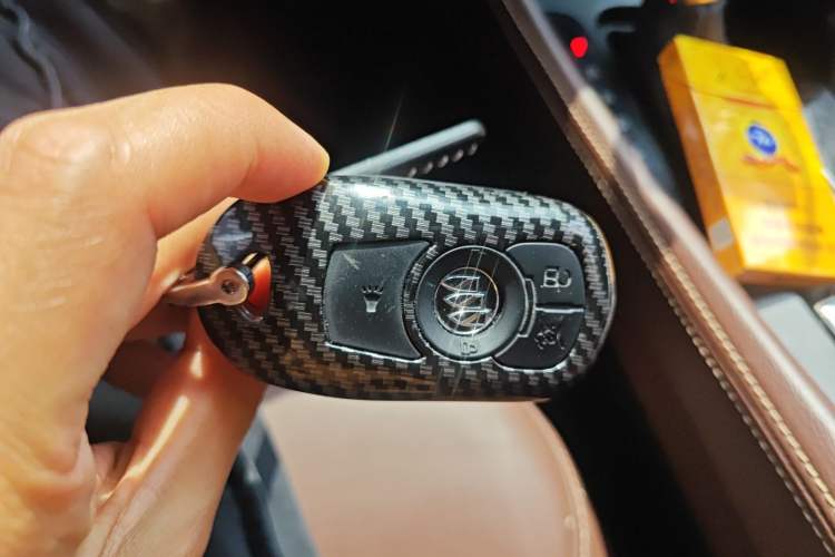 Used Buick Envision 2020 20T Two-Wheel Drive Luxury Model