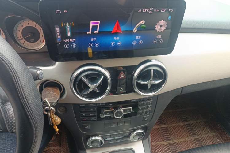 Used Mercedes-Benz GLK-Class 2013 GLK 300 4MATIC Fashion Model