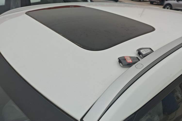 Used Geely Auto Emgrand X7 Sport 2026 Model 1.5TD Aspirational Roof